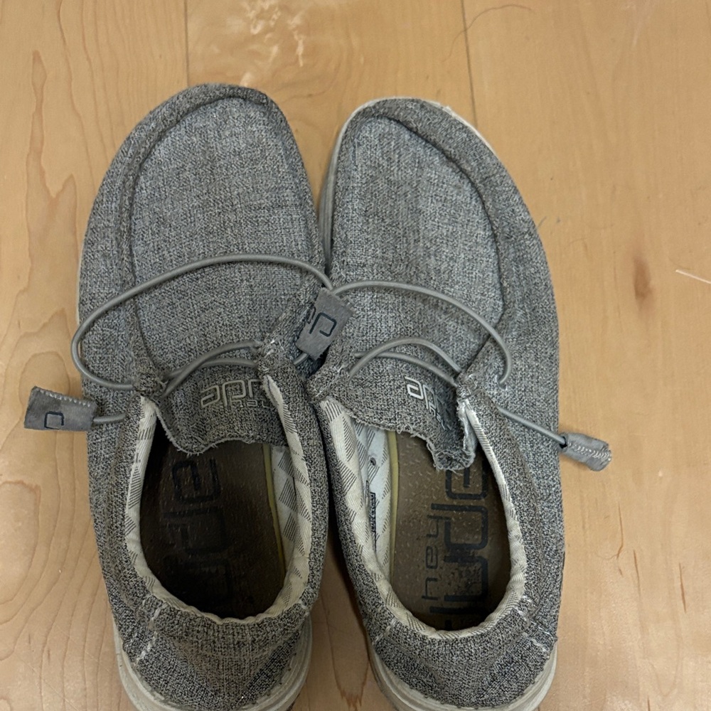 Hey Dude Men's Gray shoes